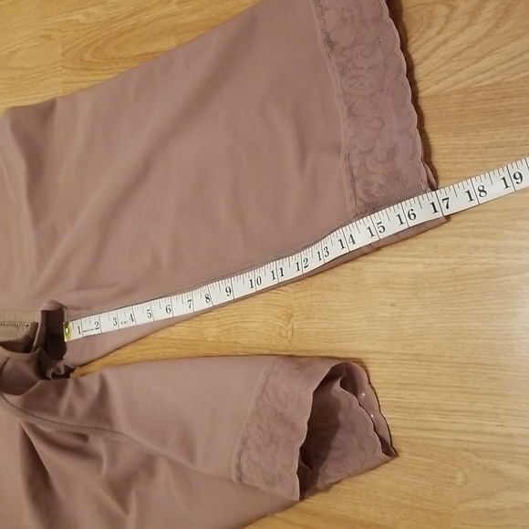 Ann Slim "The Original" Mid-Length Shapewear Size 44 - Picture 8 of 16